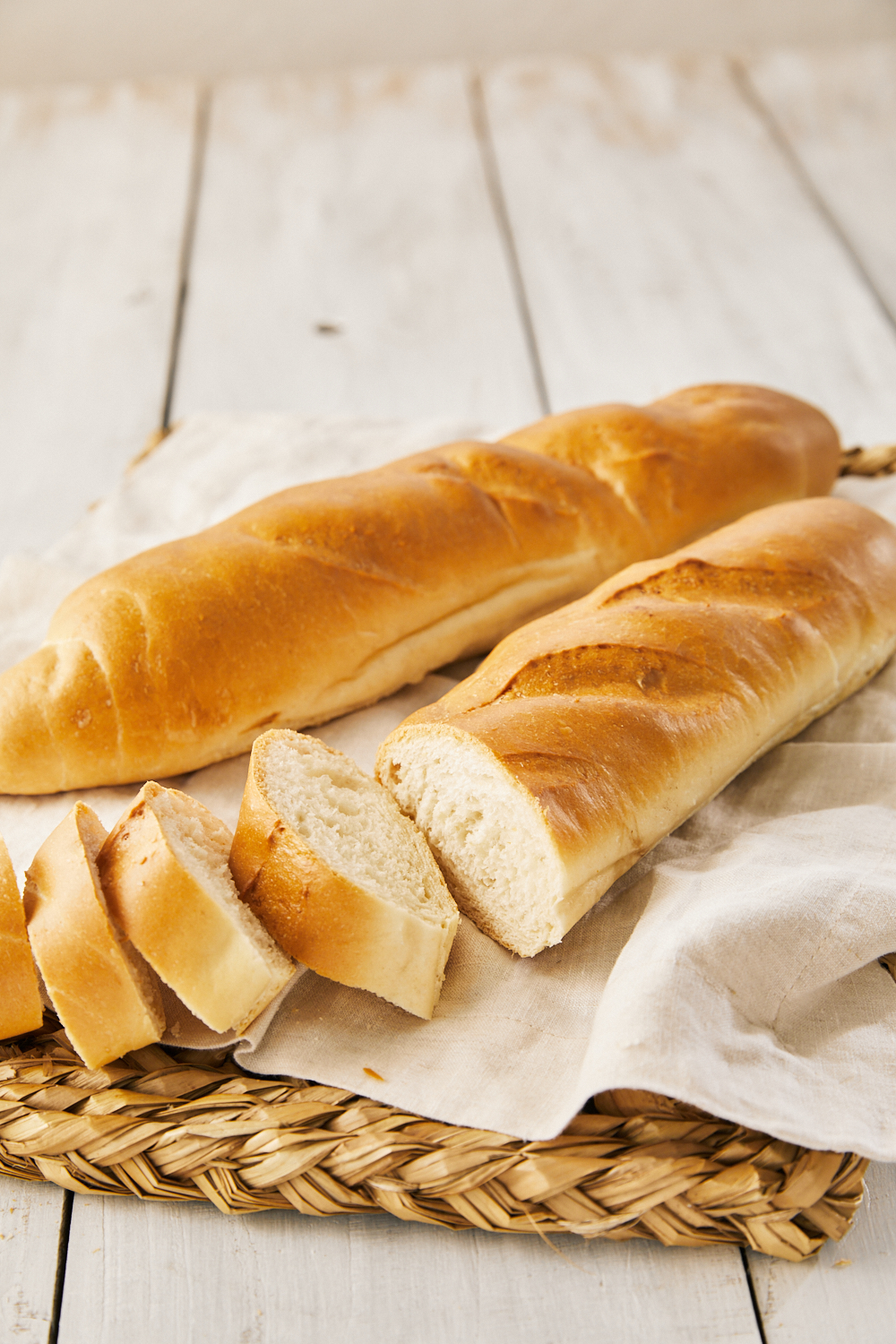 FRENCH BREAD/BAGUETTE