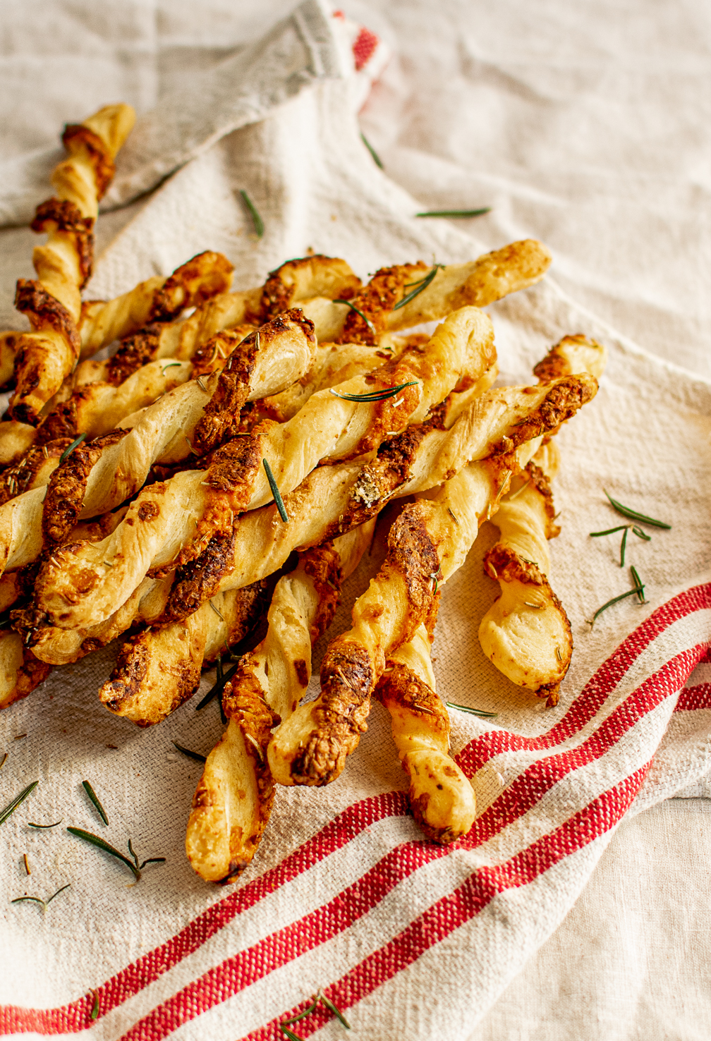 PARMESAN & ROSEMARY CHEESE STRAWS