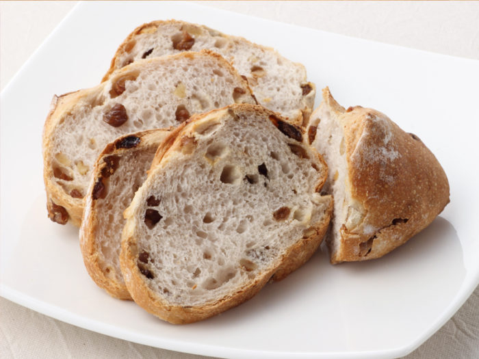 WHOLE WHEAT RAISIN BREAD