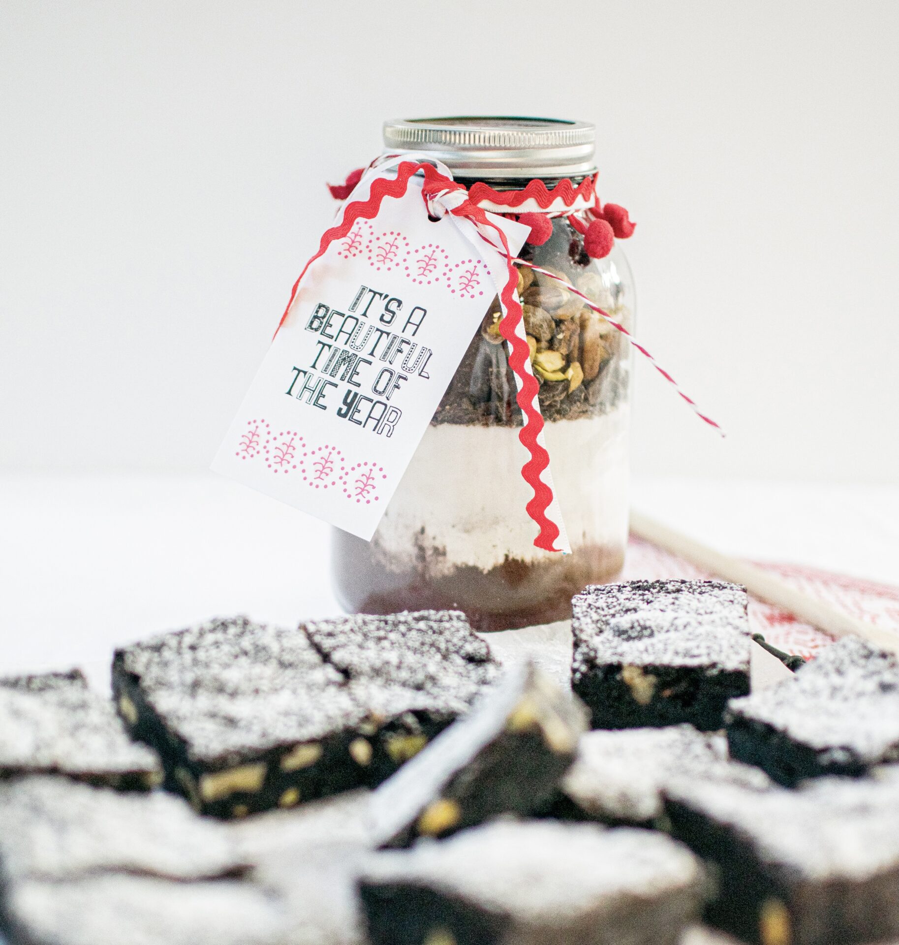 BAKE YOURSELF BROWNIE JAR